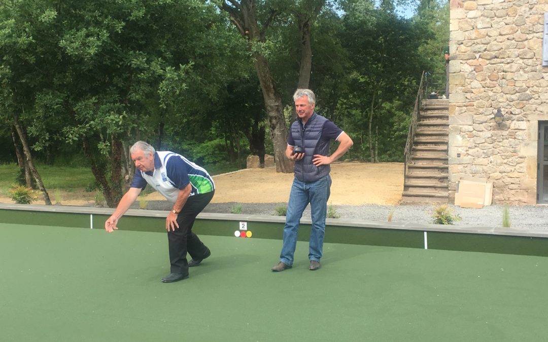 ouverture du premier terrain de lawn bowls en Sud-Ardèche - Philippe Chevalier et Bernard Champey